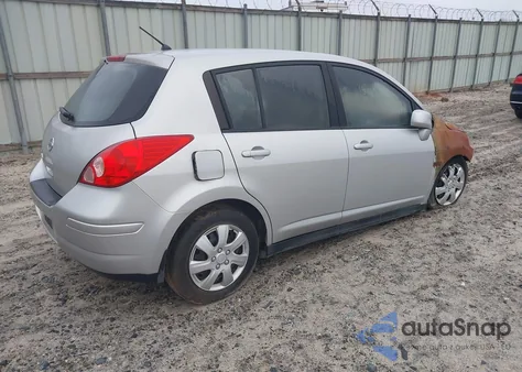 2009 Nissan Versa 1.8S z USA, uszkodzony, nr VIN 3N1BC13E09L495347